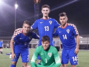 Kovačev Eintracht financijski pomaže susjednom FSV Frankfurt Mateo Andačić( sa brojem 13) među sugračima u hrvatskoj reprezentaciji