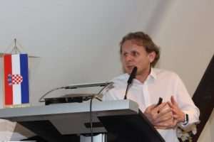 Dr. Ivan Đikić / Foto: Fenix