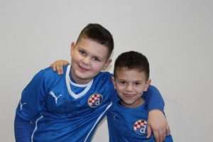 (FOTO) Dinamo Zagreb izgubio u četvrtfinalu od VfB Stuttgarta na međunarodnom turniru U-15 u Iserlohnu (FOTO) Dinamo Zagreb izgubio u četvrtfinalu od VfB Stuttgarta na međunarodnom turniru U-15 u Iserlohnu