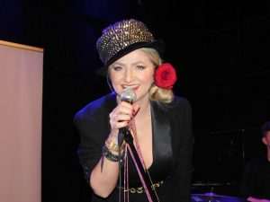 Glazbenica Christiana Uikiza