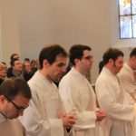 (VIDEO) RADOST HRVATA U ROTTENBURGU I SINDELFINGENU: Stjepan Prtenjača zaređen za đakona