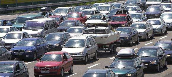 kolone guzva automobili granica