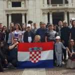 (FOTO) HRVATI IZ LUDWIGSUBRGA S KRIZMANICIMA U RIMU I ASIZU Papa ih na audijenciji posebno spomenuo