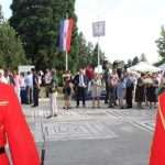 FOTO GALERIJA S PANTOVČAKA - Tko se sve iskoristio priliku za fotografiranje u predsjedničkom uredu i s predsjednicom Grabar-Kitarović FOTO GALERIJA S PANTOVČAKA - Tko se sve iskoristio priliku za fotografiranje u predsjedničkom uredu i s predsjednicom Grabar-Kitarović