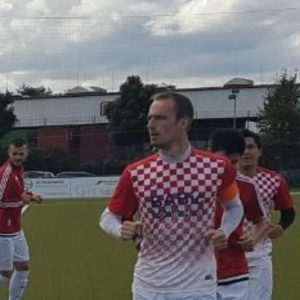 Igrači Croatie Muelheim pri istrčavanju na teren