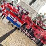 (FOTO) Hrvatski navijači iz Frankfurta u Kijevu: Ukrajinci i Ukrajinke su nas prijateljski dočekali (FOTO) Hrvatski navijači iz Frankfurta u Kijevu: Ukrajinci i Ukrajinke su nas prijateljski dočekali