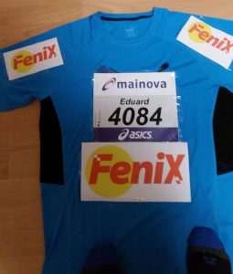FRANKFURTSKI MARATON: Hrvati iz Frankfurta bodre danas svog maratonca, 66. godišnjeg Eduarda Tokića Tokićev dres sa startnim brojem i logom Fenixa