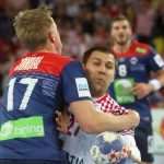 Hrvatska predsjednica bodrila rukometaše koji su pobjedom nad Norveškom ostali u igri za polufinale
