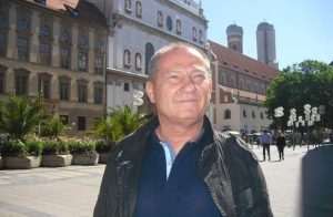 HRVATSKA EMIGRACIJA Ivan Lozo: Ne želim da se moje ime povezuju sa kvaziemigrantima kao što su Petar Penava, Tomislav Mičić i njima sličnima Petar Penava je po povratku iz Njemačke radio u službi Josipa Perkovića /Foto:FM