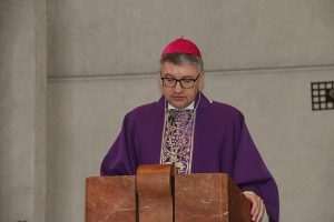 (FOTO) Biskup Mainza Peter Kohlgraf služio misu pred petstotinjak Hrvata