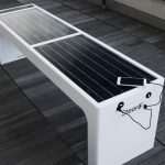 Solarna klupa iz Hrvatske postavljena ispred Gradske vijećnice u Stuttgartu
