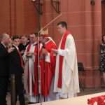 (FOTO) Sakrament Sv. Potvrde u Frankfurtu primio 131 krizmanik
