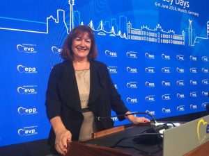 Studijski dani Kluba EPP-a Münchenu: Premijer Plenković o hrvatskom uspjehu u EU Voditeljica hrvatske EPP/HDZ delegacije u Europskom parlamentu Dubravka Šuica. Foto: Ured Dubravka Šuica