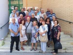 Doprinos slavljenika s fra Marinkom Vukmanom iz Hrvaca za Fonda Gospe Sinjske Slavljenici s fra Marinkom Vukmanom u Hrvacama / Foto: FM