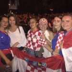 (FOTO i VIDEO) Noć koju će Hrvati dugo pamtiti: Pogledajte kako se slavilo u Njemačkoj, Švicarskoj, Austriji..... (FOTO i VIDEO) Noć koju će Hrvati dugo pamtiti: Pogledajte kako se slavilo u Njemačkoj, Švicarskoj, Austriji.....