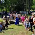 Pečeni vol za jubilarno 10. okupljanje na izvoru Svekar voda u Mišima na Buškom blatu  