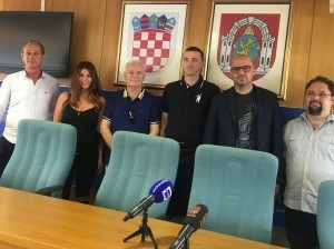 Ella Mische: Kao dijete slušala sam potresne priče o stradavanjima Hrvata Snimanje filma „Šesti autobus“ najavljeno je u Vukovaru