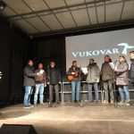(FOTO) SJEĆANJE NA PAD GRADA VUKOVARA Više od četiri tisuće Hrvata i Nijemaca u Münchenu u mimohodu za hrvatski Vukovar (FOTO) SJEĆANJE NA PAD GRADA VUKOVARA Više od četiri tisuće Hrvata i Nijemaca u Münchenu u mimohodu za hrvatski Vukovar