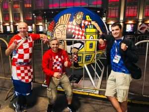 NK Zrinski iz Waiblingena je jesenski prvak i spreman za povratak u A Kreisligu Predsjednik NK Zrinski, Gavran, Slavina i Vidačkovic u Rusij