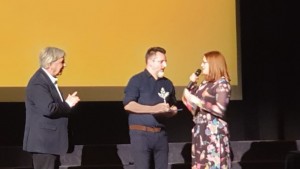 Stjepan Hundić prima nagradu za nagradjeni hrvatski film / Foto:Fenix