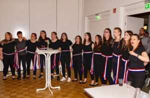 (FOTO) PROSLAVLJENA 20.OBLJETNICA HKD NAPREDAK U HAMBURGU: Generalni konzul poručio "Uz takvu mladež ne morate se bojati budućnosti" Folklorni zbor HKD Napredak Hamburg
