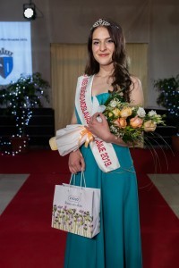 Izabrana najljepša djevojka Sisačko-moslovačke županije: Helena Ćatić ide na nacionalni izbor Miss Hrvatske za Miss svijeta 2019 helena catic miss