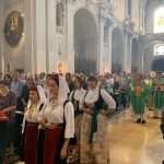 (FOTO) Čikaški kardinal Blaž Čupić s Hrvatima u Münchenu: Govorio o svom ocu, obitelji, vjeri...