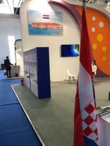 NA IZLOŽBENOM PROSTORU FRANKFURTSKOG DEZ-a U KINI: Vina Dubrovačkih podruma, Kutjeva, Feravina, te Franckovi, Podravkini proizvodi zanimljivi kineskim kupcima