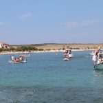 (FOTO) REGATA ZA HRVATSKE BRANITELJE U RAŽANCU KOD ZADRA: Turisti su znatiželjno gledali što se događa