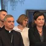 (FOTO i VIDEO) DR. GRLIĆ RADMAN U BERLINU: U prostorijama Veleposlanstva ministra pozdravio veliki broj Hrvata i Nijemaca