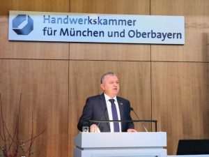 1. munchen, ministar horvat, gospodarstvo (11)