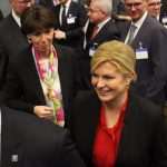 HRVATSKA PREDSJEDNICA U FRANKFURTU: Starim burzovnim zvonom označila početak radnog dana na Frankfurtskoj burzi te otvorila Hrvatski gospodarski dan
