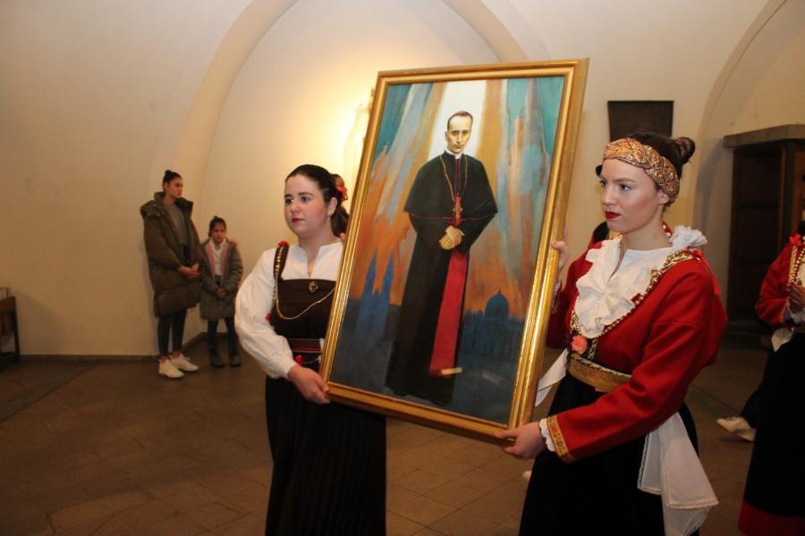 LJUBAV I MRŽNJA: Nije me briga za srpskog patrijarha Porfirija, ali me smeta što on bez imalo srama i Božjeg straha loše govori bl. Alojziju Stepincu