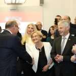 (FOTO) Hrvatska predsjednica u Mainzu uručila povelje predstavnicima hrvatskih udruga i klubova iz Njemačke - evo dobitnika (FOTO) Hrvatska predsjednica u Mainzu uručila povelje predstavnicima hrvatskih udruga i klubova iz Njemačke - evo dobitnika