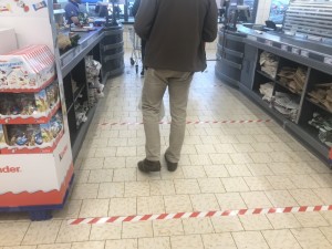 Iscrtani razmaci u trgovinama / Foto: Fenix