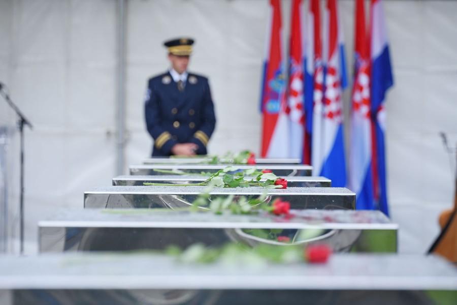 PREDSJEDNIK MILANOVIĆ: Vječna zahvalnost hrvatskim junacima i herojima