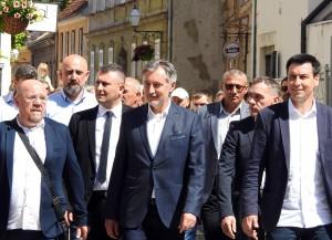 Miroslav Škoro, sa Davorom Dretarom Drelom i Ladislavom Iličićem / Foto: Hina