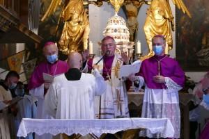 Nadbiskupi Z. Puljic_M. Barisic i D. Kutlesa / Foto: Fenix S.M.Nadbiskupija)