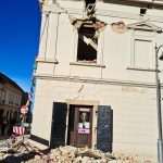 (FOTO) ULICE PUNE RUŠEVINA: Spašavatelji iz cijele Hrvatske krenuli u Petrinju