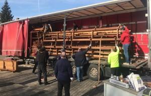 NAKON ODLUKE O RUŠENJU NJEMAČKE CRKVE: Hrvati iz HKM Ludwigshafen preuzeli dva šlepera crkvenih stvari iz Kaiserslauterna i poslali ih u Sisačku biskupiju Kaiserslautern 6