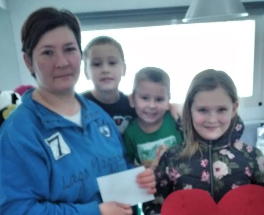 Župljani HKM Hagen prikupili 14.700 eura pomoći za obitelj hrvatskog branitelja iz Strašnika, ono što je učinila njegova kćer je velika gesta Marijana Prašnjak