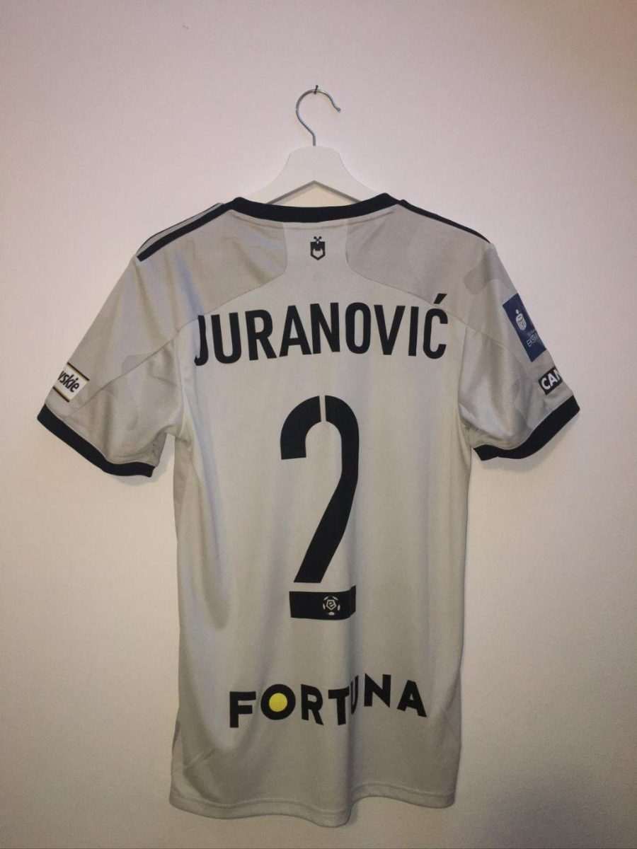 AKCIJA PRODAJE DRESOVA ZA BANOVINU IZ POLJSKE: Hrvatski trener FC Lesznowola i nogometaši koji igraju u Poljskoj pokrenuli akciju prodaje dresova za Banovinu AKCIJA PRODAJE DRESOVA ZA BANOVINU IZ POLJSKE: Hrvatski trener FC Lesznowola i nogometaši koji igraju u Poljskoj pokrenuli akciju prodaje dresova za Banovinu
