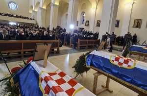 (FOTO) Posljednji ispraćaj četvorice pripadnika HVO-a u Bugojnu