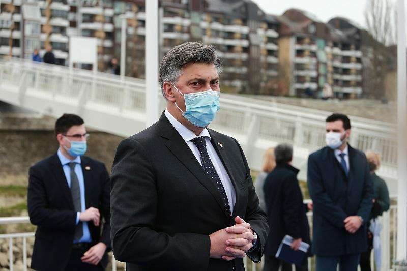 PLENKOVIĆ UZVRAĆA: Milanović se ponaša kao jedan iskompleksirani, ljubomorni lažljivac