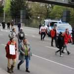 (FOTO) POLICIJA NIJE INTERVERNIRALA: Više od 10.000 prosvjednika protiv koronamjera u Stuttgartu