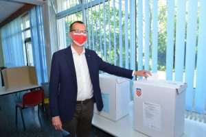DIP: U četiri najveća grada izabrani novi gradonačelnici - Tomašević, Puljak, Filipović i Radić Marko Filipovic _ Rijeka