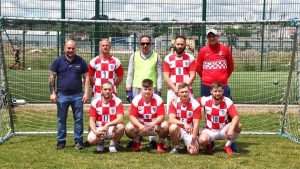 (FOTO) WATERFORD: Iseljeni Hrvati organizirali prvi hrvatski malonogometni turnir u Irskoj