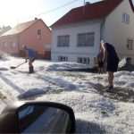 POGLEDAJTE RAZMJERE ŠTETE: Tuča veličina oraha u požeškom kraju uništila mnoge automobile, obiteljske kuće.... POGLEDAJTE RAZMJERE ŠTETE: Tuča veličina oraha u požeškom kraju uništila mnoge automobile, obiteljske kuće....