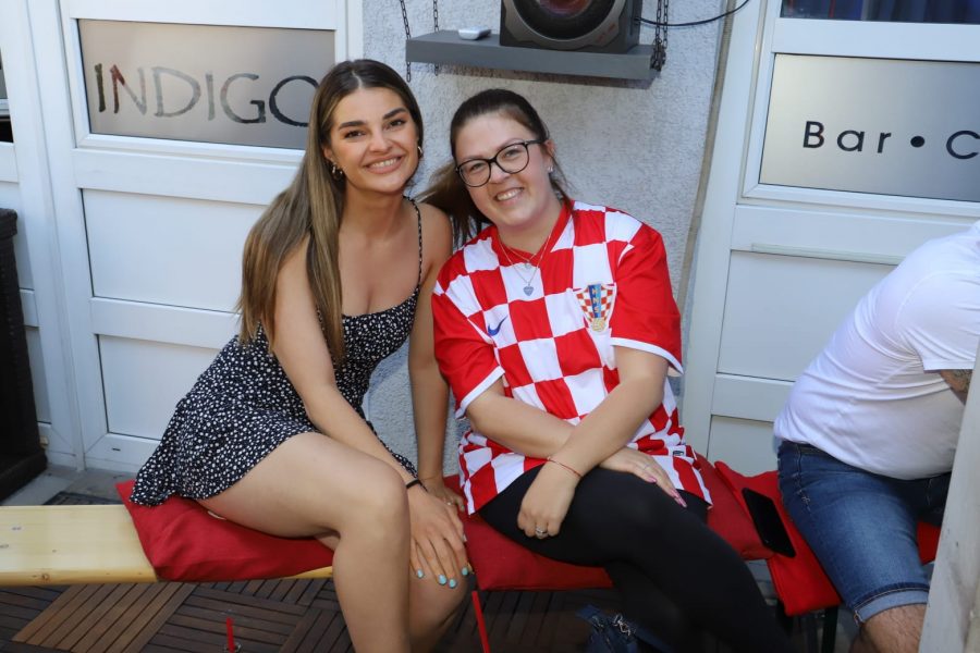 (FOTO) Hrvatski navijači u Njemačkoj bodrili Vatrene, njemačka televizija u nedjelju uvečer prikazuje prilog iz Stuttgarta