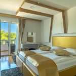 (FOTO i VIDEO) Hotel Sveti Križ na Čiovu je idealan izbor ako tražite mjesto za odmor s zanimljivim sadržajima, vrhunskom hranom... (FOTO i VIDEO) Hotel Sveti Križ na Čiovu je idealan izbor ako tražite mjesto za odmor s zanimljivim sadržajima, vrhunskom hranom...